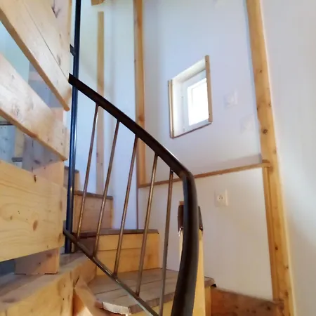 Le Vieux Moulin De Pierre