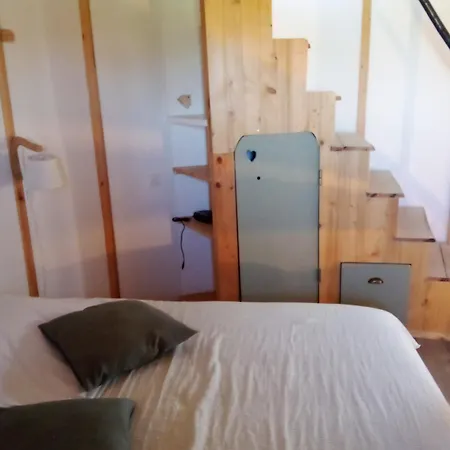 Le Vieux Moulin De Pierre