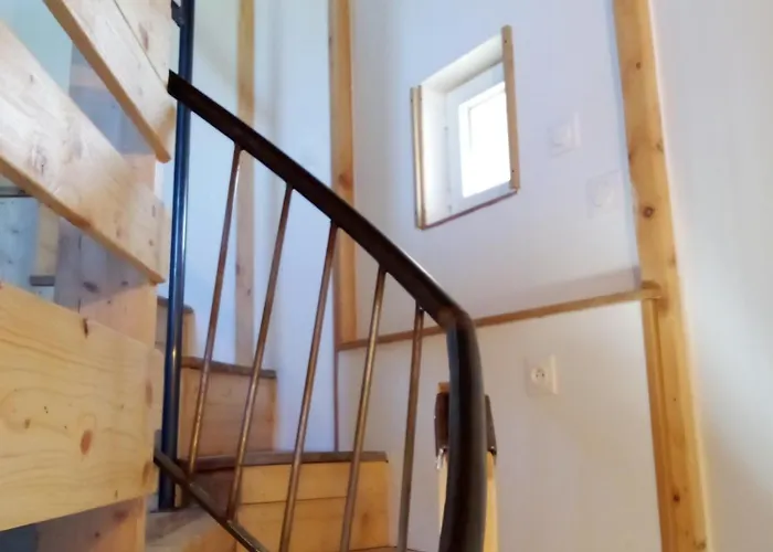 Le Vieux Moulin De Pierre